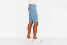 Load image into Gallery viewer, Levi's Commuter 504 Regular Straight Shorts